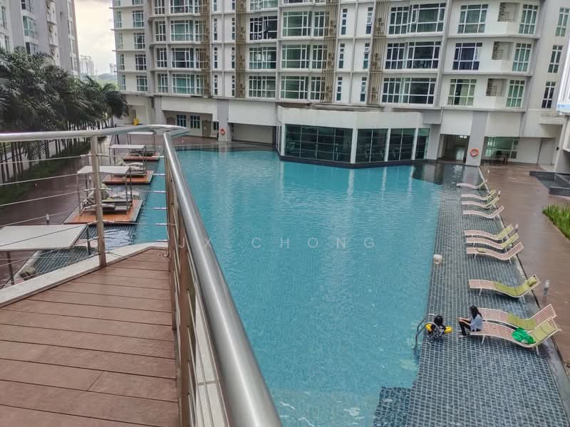 Servis Apartment untuk Dijual di Central Residence @ Sungai Besi - JX Chong - Pool - PropertyGuru.com.my
