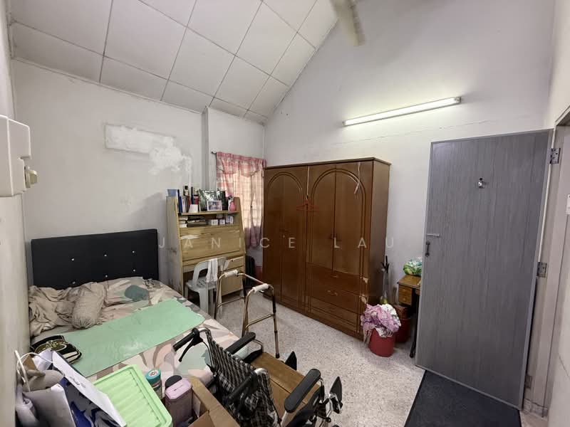 Rumah Teres 1 Tingkat untuk Dijual di Bandar Kinrara Seksyen 2 (Bandar Kinrara) - Janice Lau - Bedroom - PropertyGuru.com.my