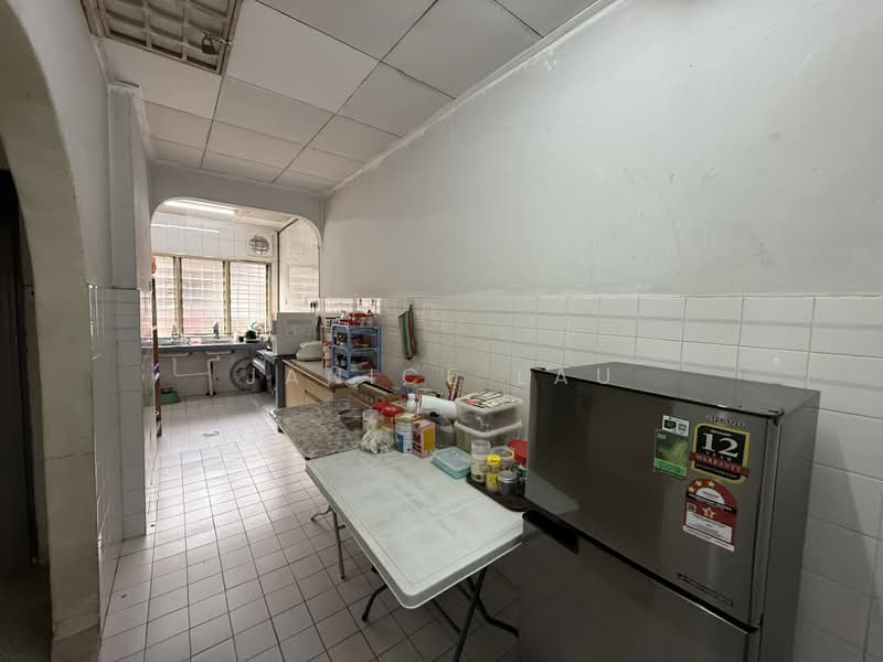 Rumah Teres 1 Tingkat untuk Dijual di Bandar Kinrara Seksyen 2 (Bandar Kinrara) - Janice Lau - Kitchen - PropertyGuru.com.my