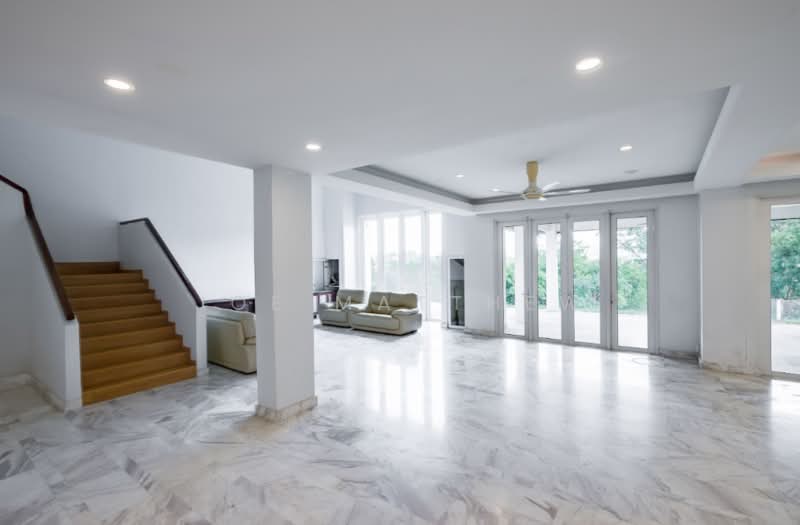 Rumah Banglo untuk Dijual di Nilai (Negeri Sembilan) - Joe Matthew - Living Room - PropertyGuru.com.my
