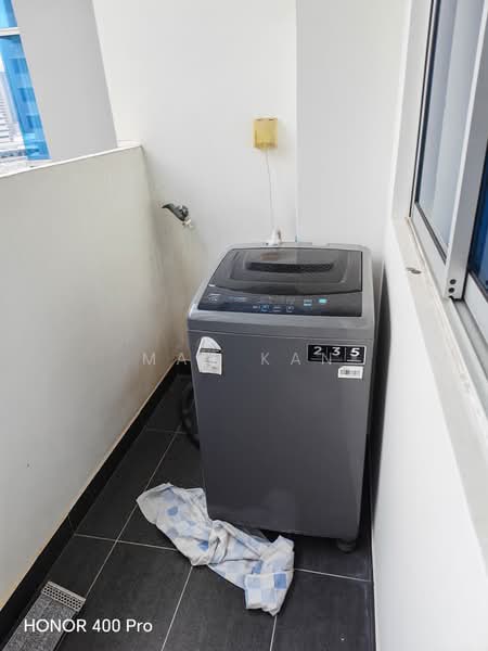 Pangsapuri untuk Disewa di Sky Habitat - Max Kan - Balcony - PropertyGuru.com.my