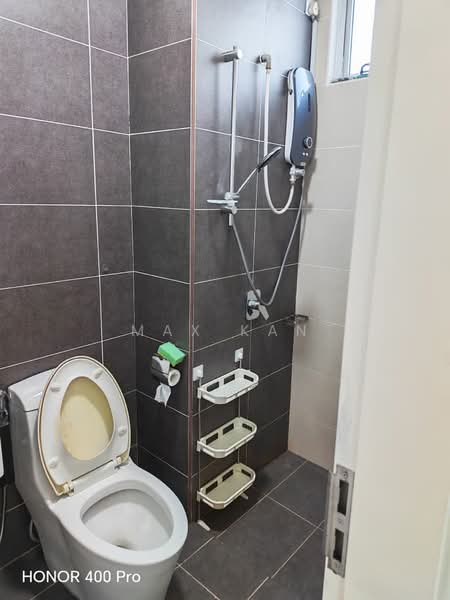 Pangsapuri untuk Disewa di Sky Habitat - Max Kan - Bathroom - PropertyGuru.com.my