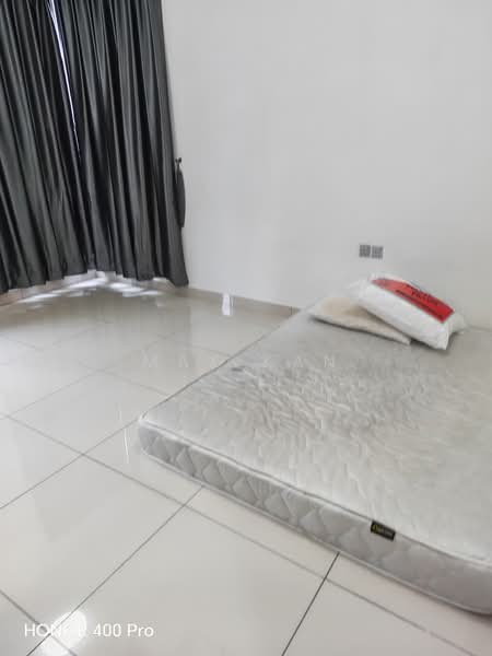 Pangsapuri untuk Disewa di Sky Habitat - Max Kan - Bedroom - PropertyGuru.com.my