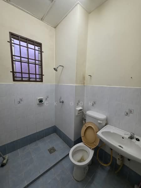 Rumah Berkembar untuk Dijual di Bandar Laguna Merbok (Sungai Petani) - CK Goh - Bathroom - PropertyGuru.com.my