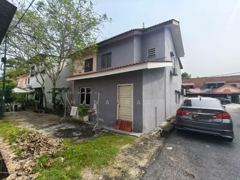 1.5-storey Terraced House for Sale in Taman Serendah Makmur (Serendah) - Fahana Rashid - Exterior - PropertyGuru.com.my