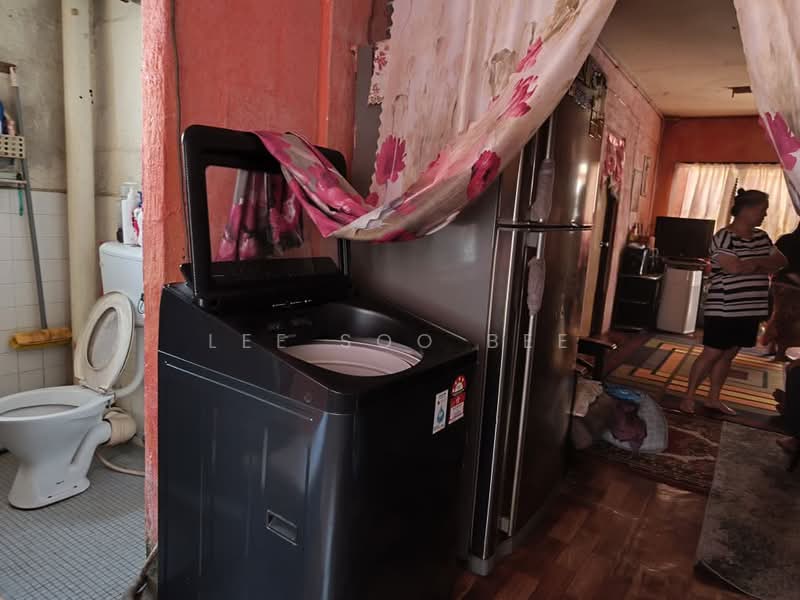 Rumah Flat untuk Dijual di Citra - Lee Soo Bee - Bathroom - PropertyGuru.com.my