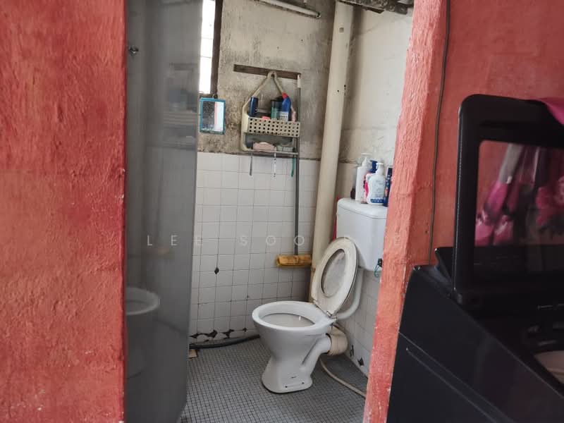 Rumah Flat untuk Dijual di Citra - Lee Soo Bee - Bathroom - PropertyGuru.com.my