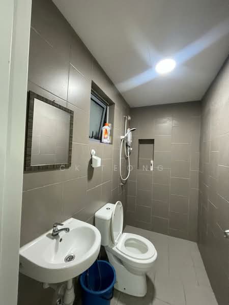 Kondominium untuk Disewa di Sky Awani Residensi 3 - CK Teong - Bathroom - PropertyGuru.com.my