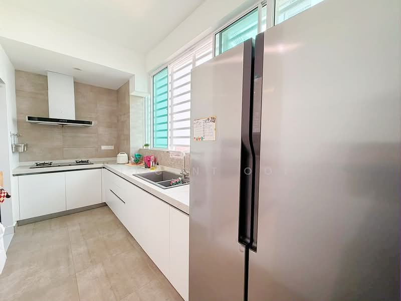 Kondominium untuk Dijual di Elit Heights @ Bayan City - Vincent Ooi - Kitchen - PropertyGuru.com.my
