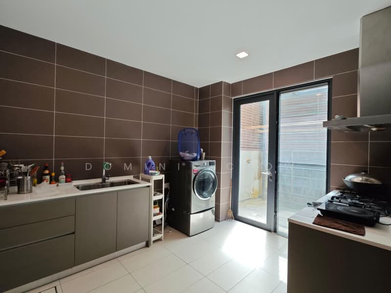 Semi-Detached House for Rent in Iskandar Puteri (Nusajaya) (Johor) - Dominic Chow - Kitchen - PropertyGuru.com.my