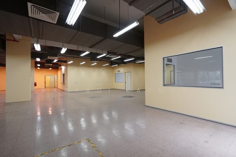 Office for Rent in Seksyen U1, Temasya Industrial Park (Shah Alam) - Haryadi Katmon - Interior - PropertyGuru.com.my