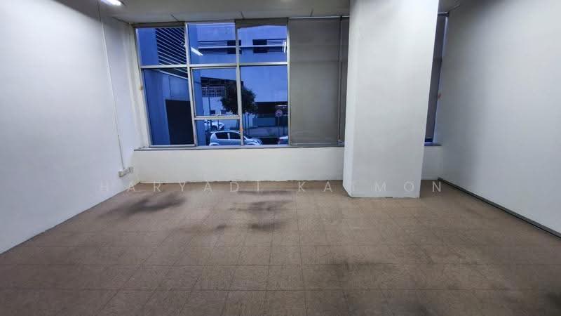Office for Rent in Seksyen U1, Temasya Industrial Park (Shah Alam) - Haryadi Katmon - Interior - PropertyGuru.com.my