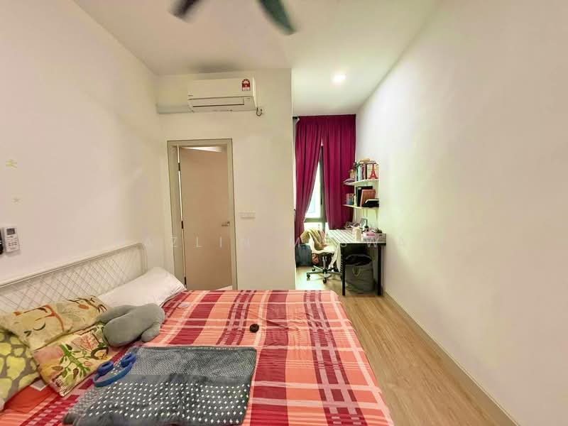 Terraced House for Sale in Shah Alam (Selangor) - Hazlin Miswan - Bedroom - PropertyGuru.com.my