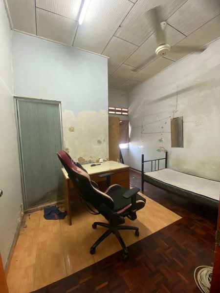 2-storey Terraced House for Sale in Bukit Baru (Melaka) - Woon . - Bedroom - PropertyGuru.com.my