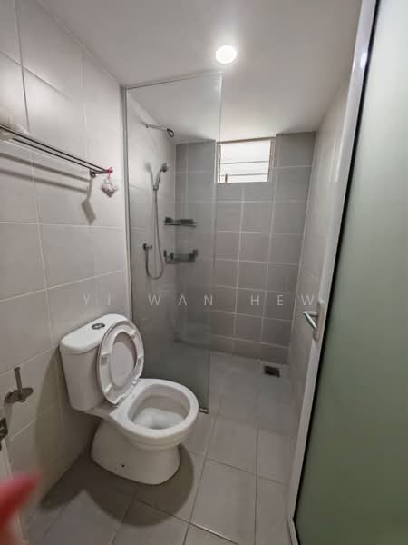 Pangsapuri untuk Disewa di The Park @ Mak Mandin - Yi Wan Hew - Bathroom - PropertyGuru.com.my