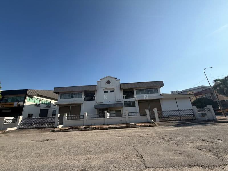 Factory for Rent in Chan Sow Lin (Cheras) - Ivan Tan - Exterior - PropertyGuru.com.my