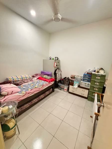 Rumah Teres 2 Tingkat untuk Dijual di Rawang (Selangor) - Tom Yip - Bedroom - PropertyGuru.com.my