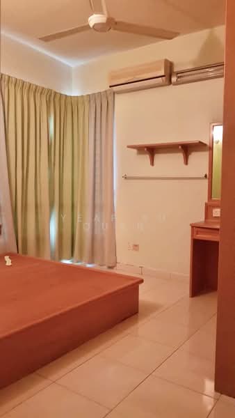 Kondominium untuk Dijual di Regency Heights Condo - Yeap Yu Quan - Bedroom - PropertyGuru.com.my