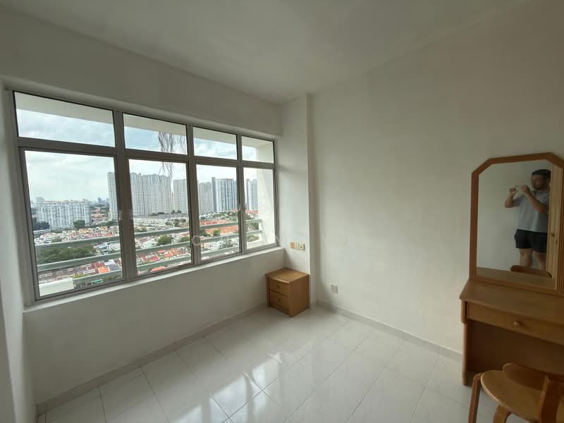 Pangsapuri untuk Dijual di Desa Bistari - Chan YB - View - PropertyGuru.com.my