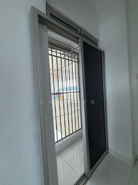 Pangsapuri untuk Dijual di Desa Bistari - Chan YB - Balcony - PropertyGuru.com.my