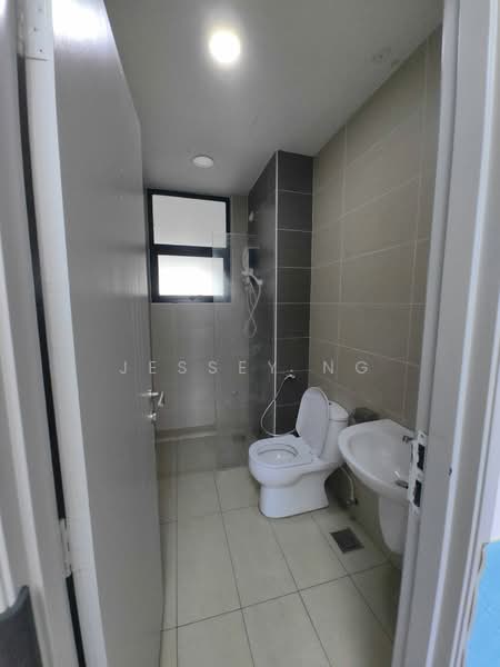 Kondominium untuk Disewa di Oasis - Jessey Ng - Bathroom - PropertyGuru.com.my