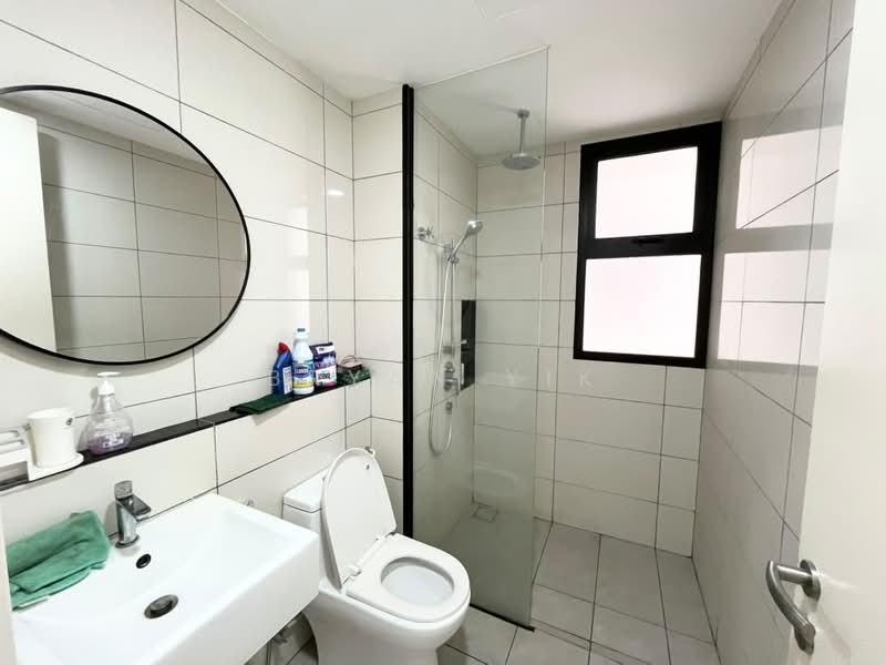 Servis Apartment untuk Disewa di Duta Park Residences - Bryan Yik - Bathroom - PropertyGuru.com.my