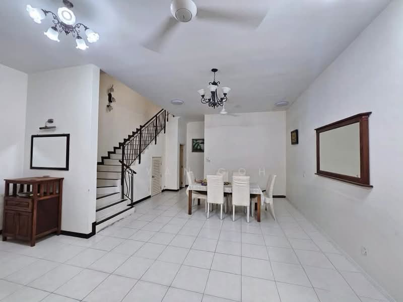 Rumah Teres 3 Tingkat untuk Disewa di Sunway Bukit Gambier (Gelugor) - Qyan Goh - Dining Room - PropertyGuru.com.my