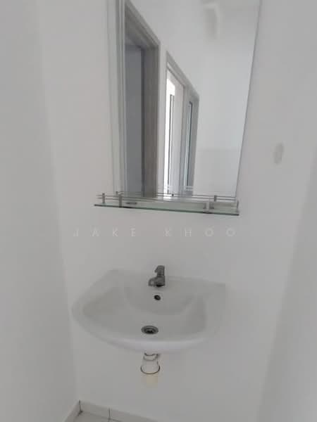 Kondominium untuk Disewa di The Golden Triangle Condominium - Jake Khoo - Bathroom - PropertyGuru.com.my