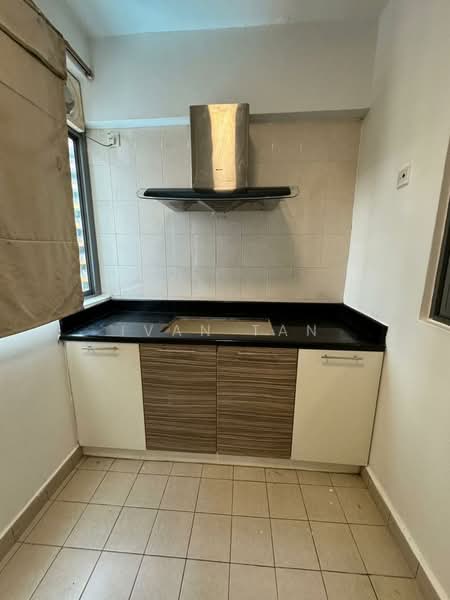 Service Residence for Sale at D'Alamanda - Ivan Tan - Kitchen - PropertyGuru.com.my