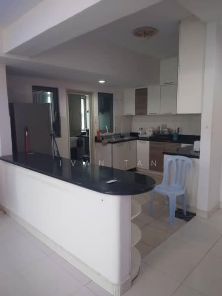 Service Residence for Sale at D'Alamanda - Ivan Tan - Kitchen - PropertyGuru.com.my