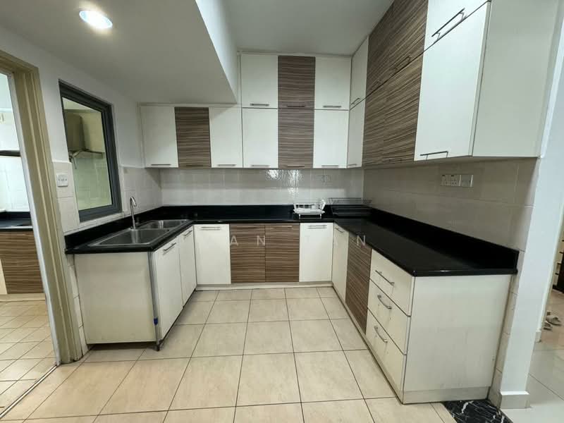 Service Residence for Sale at D'Alamanda - Ivan Tan - Kitchen - PropertyGuru.com.my