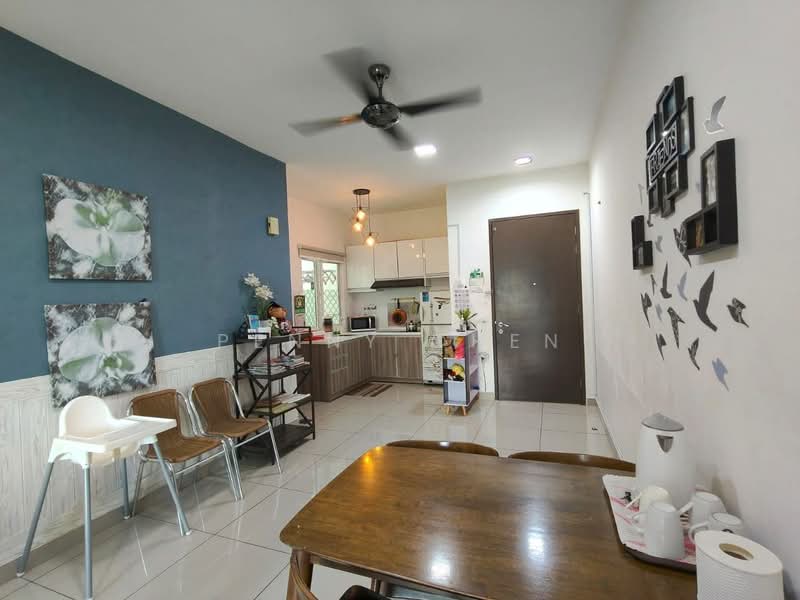 Kondominium untuk Disewa di The Majestic - PENNY CHEN - Living Room - PropertyGuru.com.my