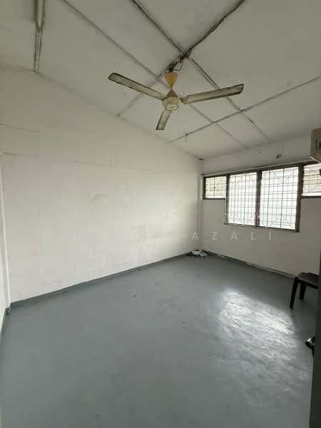 Flat for Rent at PKNS Flat Seksyen 16 - Syafiq Razali - PropertyGuru.com.my