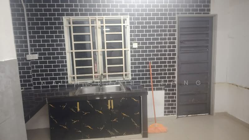 Rumah Teres 1 Tingkat untuk Dijual di Rawang (Selangor) - Katherine Leong - Kitchen - PropertyGuru.com.my