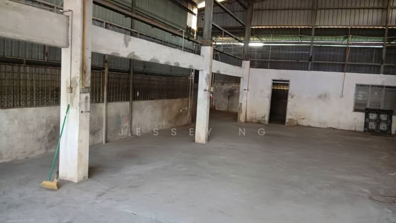 Factory for Rent in Kawasan Perindustrian Ringan Bercham (Ipoh) - Jessey Ng - Interior - PropertyGuru.com.my