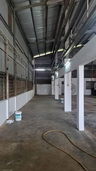 Factory for Rent in Kawasan Perindustrian Ringan Bercham (Ipoh) - Jessey Ng - Interior - PropertyGuru.com.my