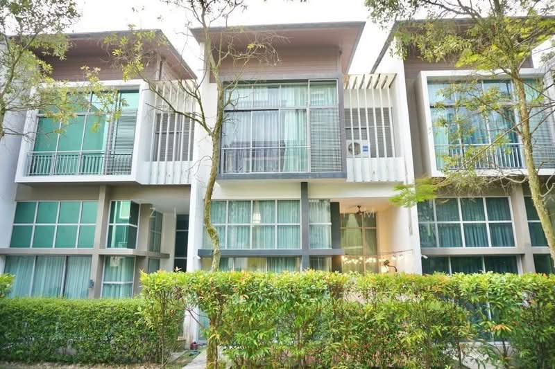 3-storey Terraced House for Sale in Cyberjaya (Selangor) - Azizirrahim . - Exterior - PropertyGuru.com.my