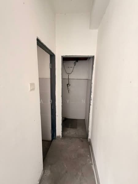 Kedai / Pejabat untuk Disewa di Taman Miharja (Cheras) - Addy Ng - Interior - PropertyGuru.com.my