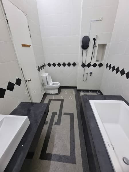 Rumah Teres 2 Tingkat untuk Dijual di Eco Majestic (Semenyih) - Soon Sheng Law - Bathroom - PropertyGuru.com.my