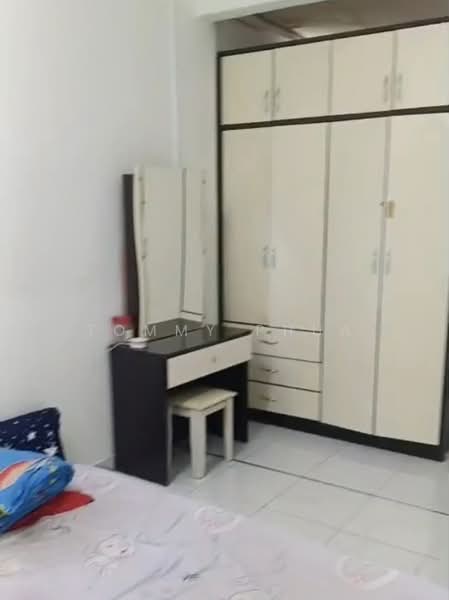 Rumah Teres untuk Disewa di Bandar Selesa Jaya (Skudai) - Tommy Phua - Bedroom - PropertyGuru.com.my
