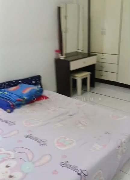 Rumah Teres untuk Disewa di Bandar Selesa Jaya (Skudai) - Tommy Phua - Bedroom - PropertyGuru.com.my