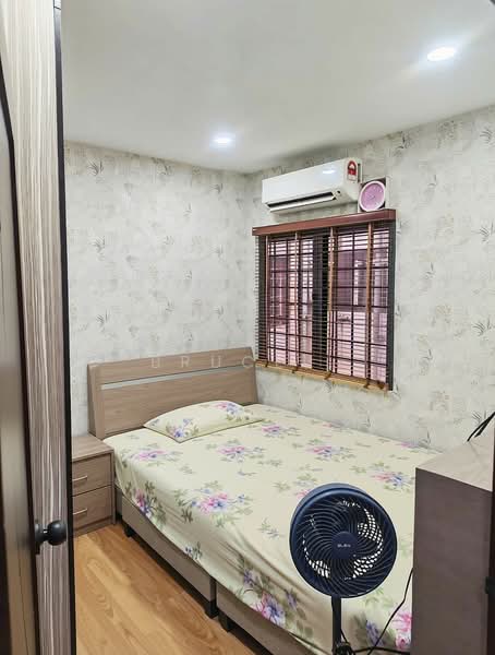 Pangsapuri untuk Dijual di Teratai Mewah Apartment Block 15,17,19,21 - Bruce . - Bedroom - PropertyGuru.com.my