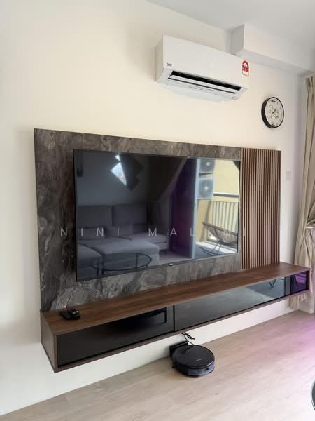 Kondominium untuk Dijual di Platinum Splendor Residence - Nini Malini - Living Room - PropertyGuru.com.my