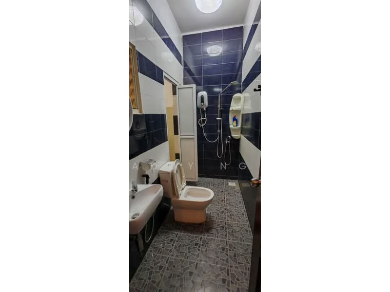 Terraced House for Rent in Cheras (Selangor) - Addy Ng - Bathroom - PropertyGuru.com.my