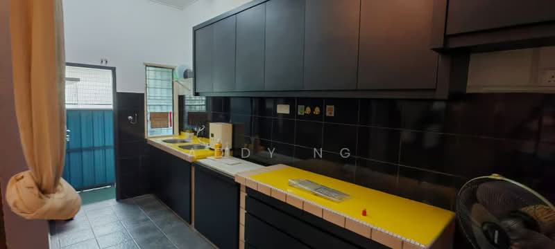 Terraced House for Rent in Cheras (Selangor) - Addy Ng - Kitchen - PropertyGuru.com.my