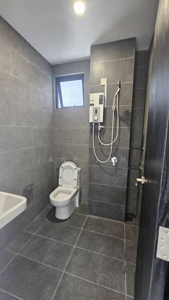 Servis Apartment untuk Disewa di Neu Suites - Jane Loh - Bathroom - PropertyGuru.com.my