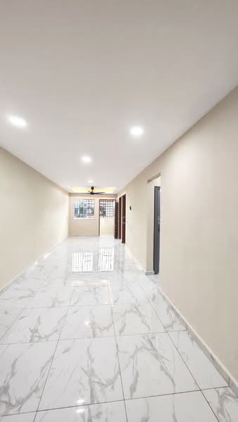 Flat for Sale at Tasek Seri Alam - Marcus Tey - Interior - PropertyGuru.com.my
