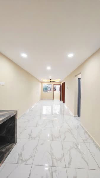 Flat for Sale at Tasek Seri Alam - Marcus Tey - Living Room - PropertyGuru.com.my