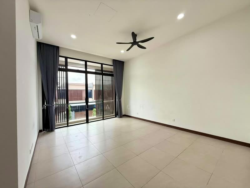 2-storey Terraced House for Rent in Puteri Harbour (Iskandar Puteri (Nusajaya)) - APRILIA CHAYADI - Living Room - PropertyGuru.com.my