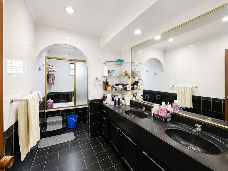Semi-Detached House for Sale in Ampang Jaya (Ampang) - Lucas Choo - Bathroom - PropertyGuru.com.my